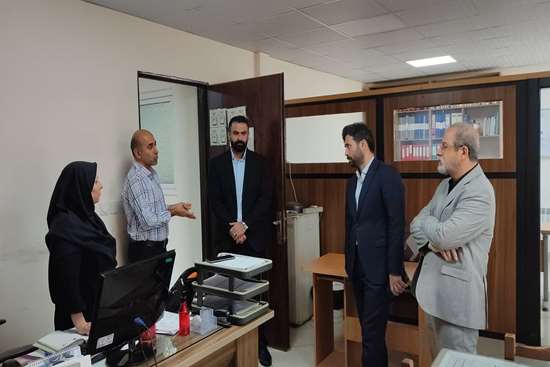 بازدید نماینده مجلس شورای اسلامی از مرکز بهداشت شهرستان رشت 